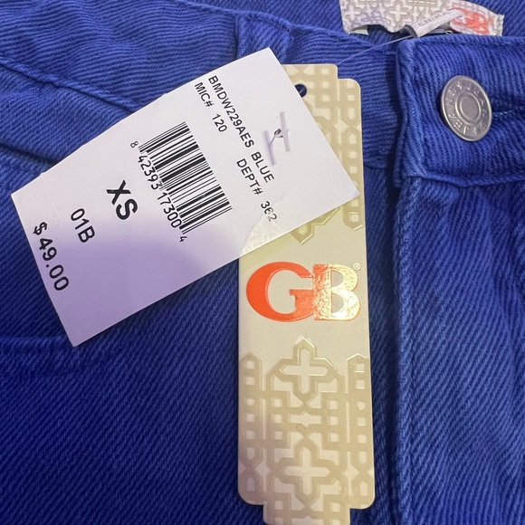 Blue jean skirt - Picture 3 of 3